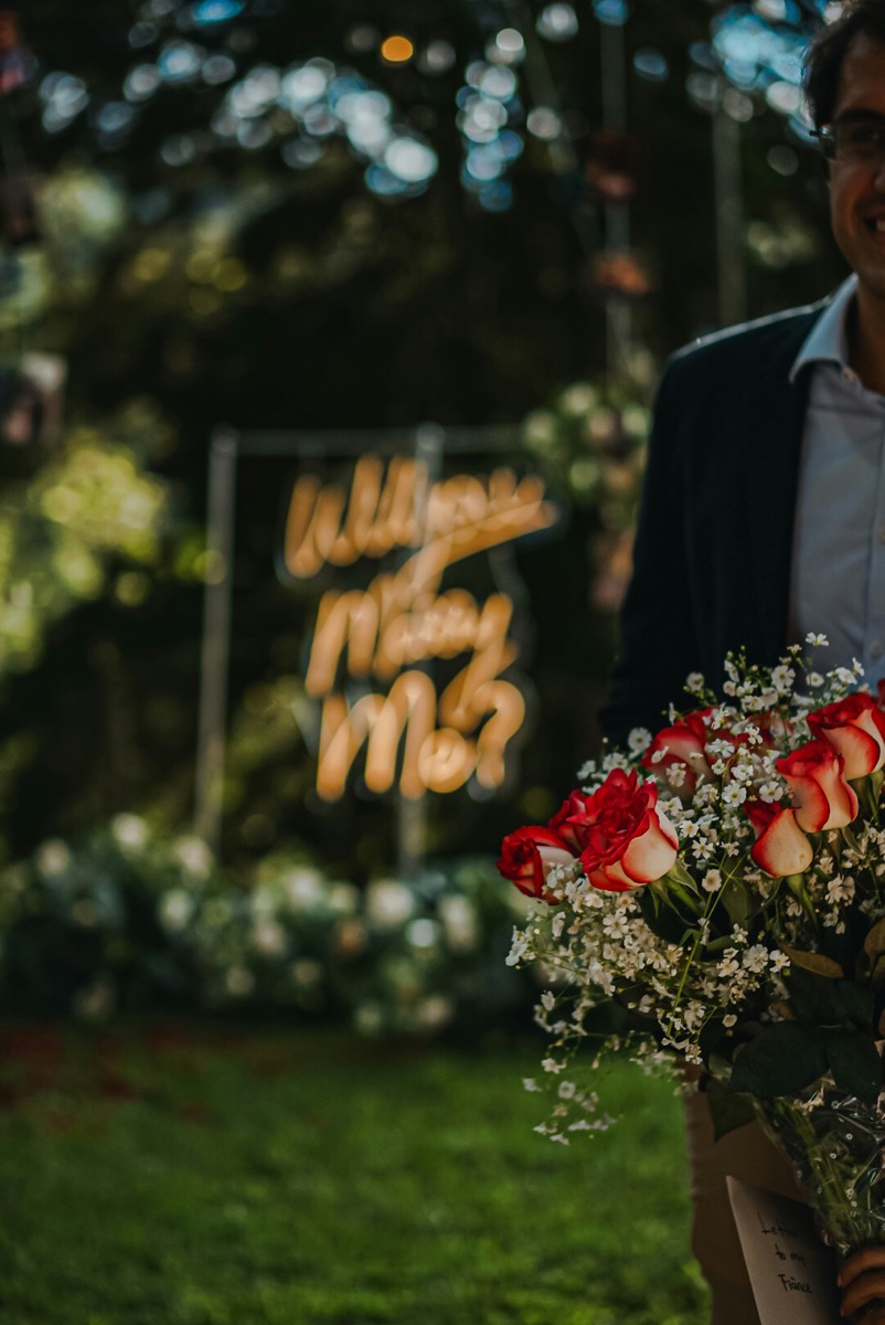 Will you marry me Neon